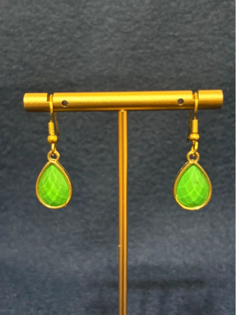 Pair of earrings